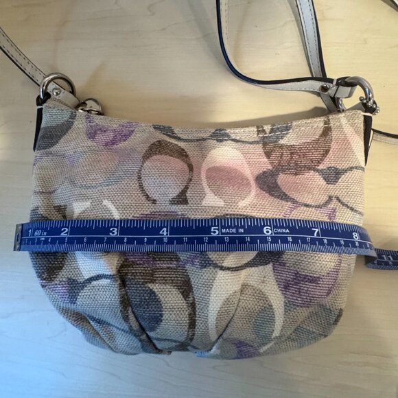 👜 Coach Multicolor Optic Art Fabric Mini Signature Crossbody Bag Purse - Picture 5 of 8